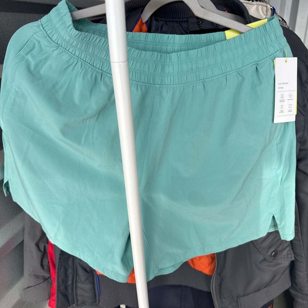 All in Motion Women's Unlined Run Shorts Size M